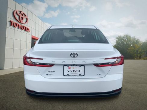 Used 2025 Toyota Camry LE FWD image 4
