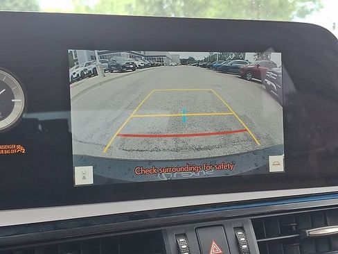 Used 2024 Lexus ES 350 w/ Premium Package FWD image 18