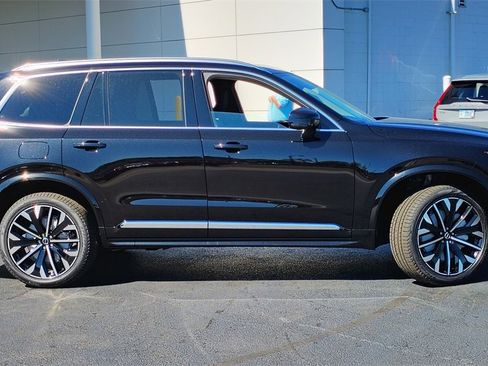 New 2026 Volvo XC90 B6 Plus w/ Protection Package Premier image 2