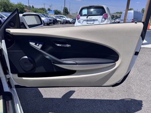 Used 2009 BMW 650i Convertible w/ Sport Pkg RWD image 16