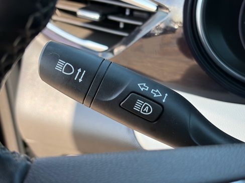 Used 2023 Buick Encore GX Preferred w/ Cold Weather Comfort Package FWD image 18