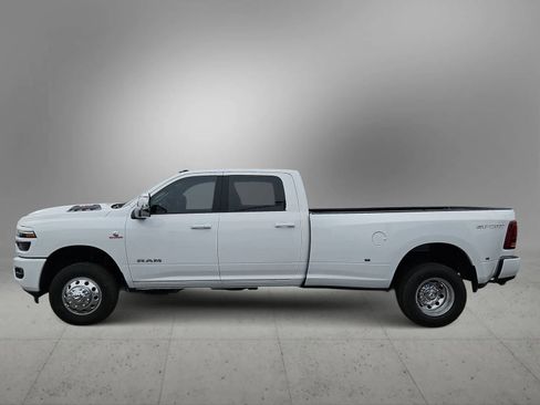 New 2026 RAM 3500 Laramie w/ Max Tow Package image 5