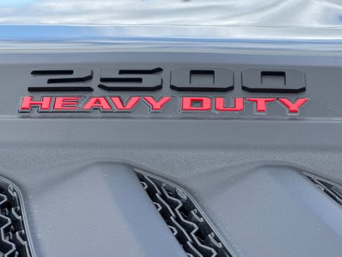 New 2026 RAM 2500 Laramie AWD/4WD image 25