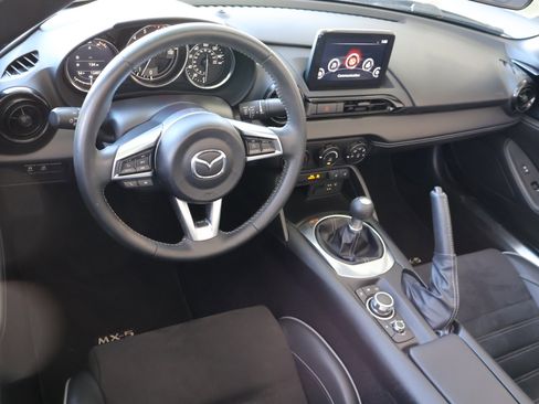 Used 2022 MAZDA MX-5 Miata Club image 15