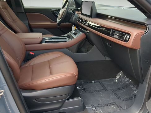 New 2026 Lincoln Aviator Reserve AWD/4WD image 24