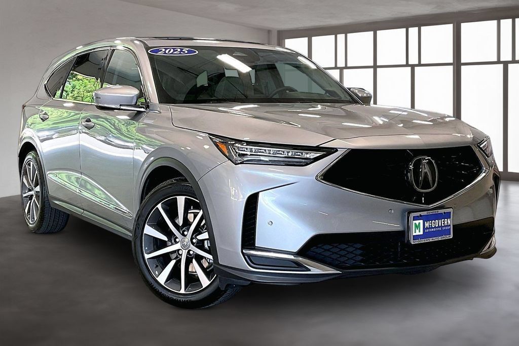 Used 2025 Acura MDX w/ Technology Package AWD/4WD image 3
