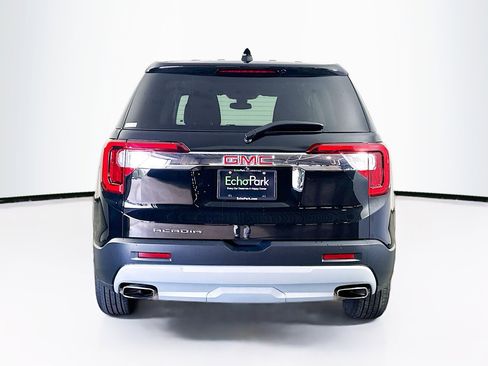 Used 2023 GMC Acadia SLE image 7