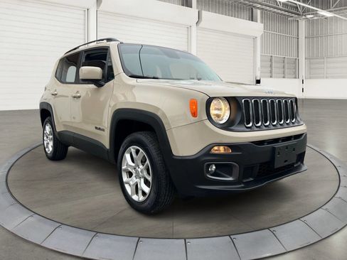Used 2016 Jeep Renegade Latitude w/ Safety & Security Group image 1