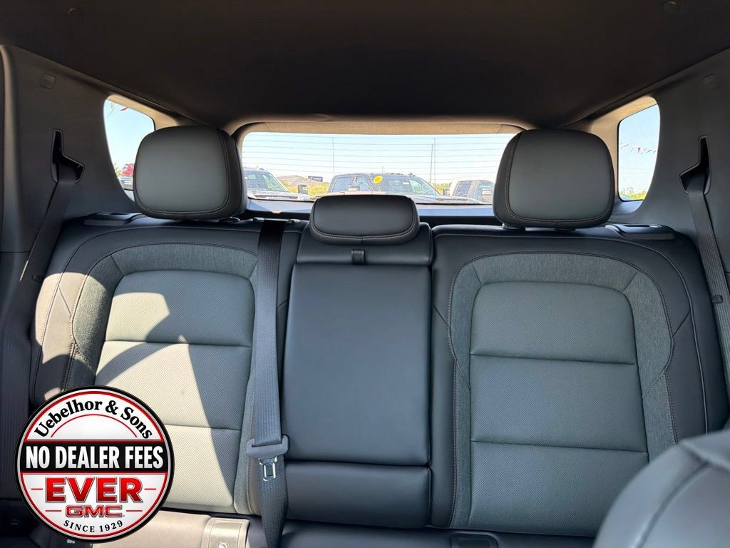 New 2027 GMC Terrain AT4 w/ Convenience Package III AWD/4WD image 19