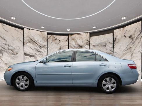Used 2007 Toyota Camry LE FWD image 9