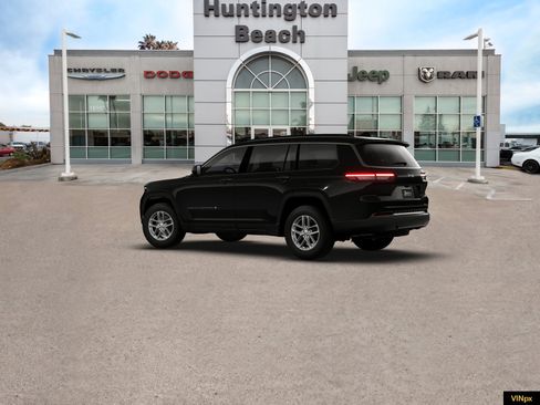 New 2026 Jeep Grand Cherokee L 2WD image 4