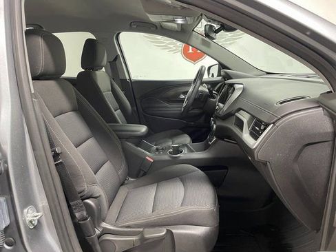 Used 2024 GMC Terrain SLE w/ Driver Convenience Package image 21