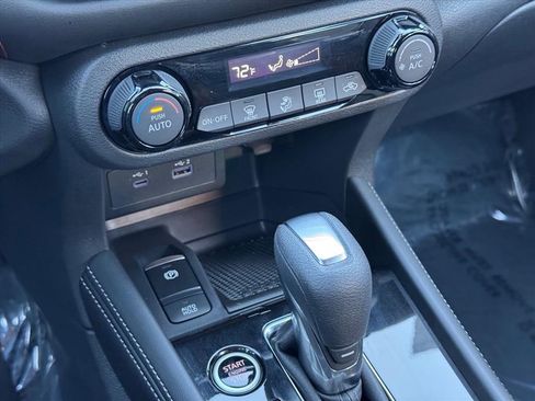 Certified 2024 Nissan Kicks SR image 21