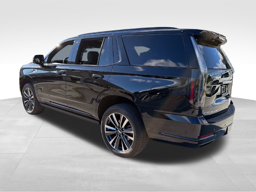 Used 2025 Cadillac Escalade Sport AWD/4WD image 5
