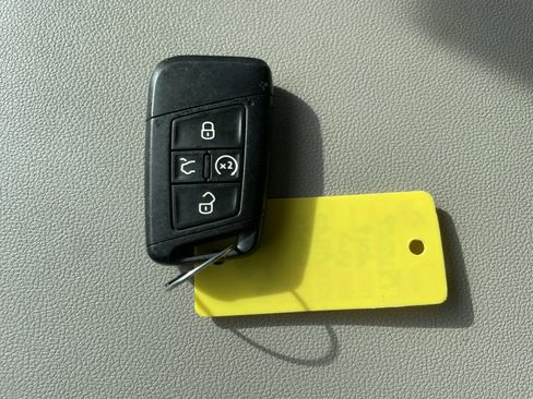 Used 2019 Volkswagen Atlas SEL image 33