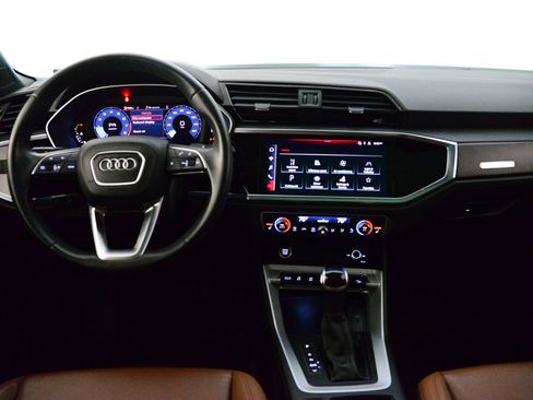 Certified 2023 Audi Q3 2.0T Premium w/ Convenience Package image 4