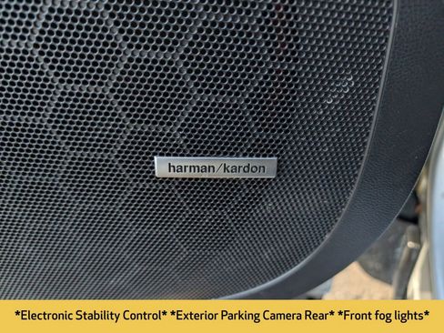 Used 2022 Subaru Ascent Touring image 11