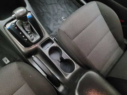 Used 2017 Kia Forte LX image 26