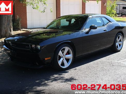 Used 2008 Dodge Challenger SRT8 image 1