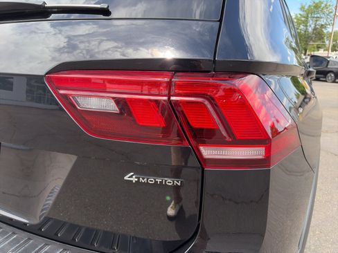 Used 2022 Volkswagen Tiguan SE R-Line AWD/4WD image 26