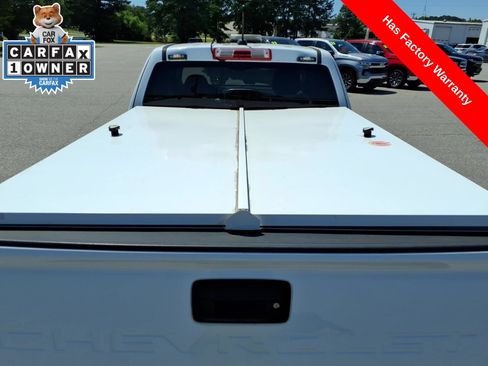 Used 2022 Chevrolet Colorado LT w/ Fleet Safety Package RWD image 10