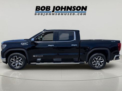 Used 2023 GMC Sierra 1500 SLT w/ SLT Premium Plus Package AWD/4WD image 6
