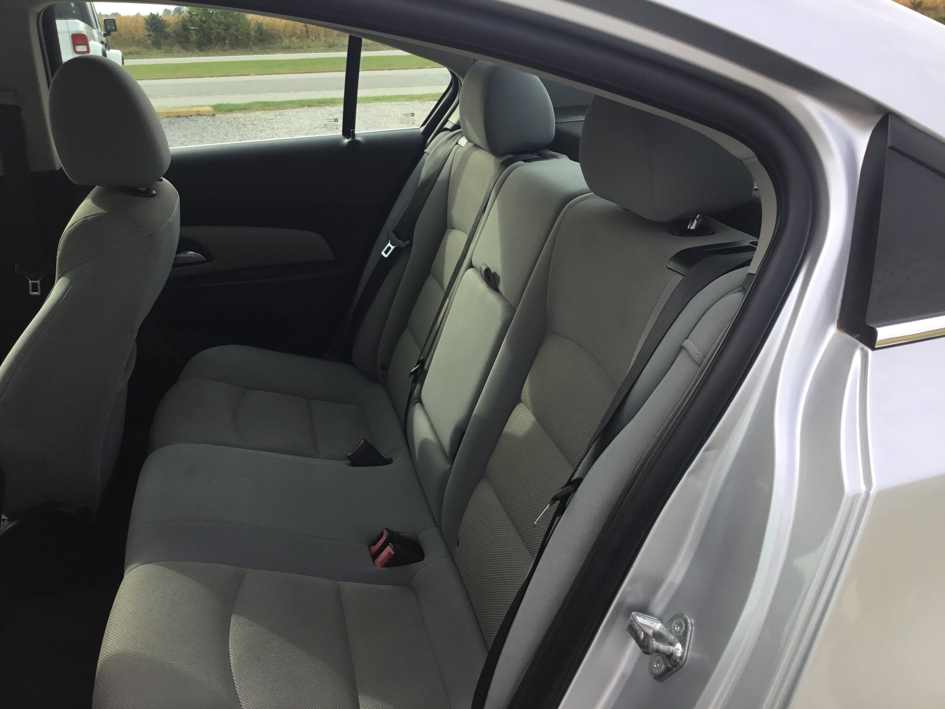 Used 2012 Chevrolet Cruze LT FWD image 11
