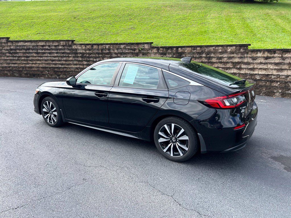 Used 2024 Honda Civic EX-L image 7
