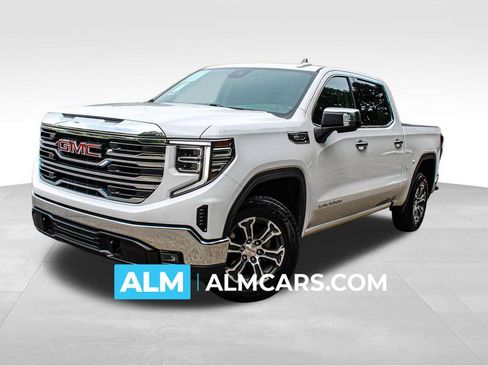 Used 2025 GMC Sierra 1500 SLT RWD image 1