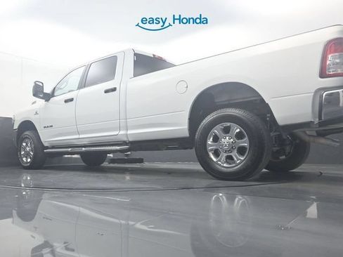 Used 2024 RAM 2500 Big Horn AWD/4WD image 30