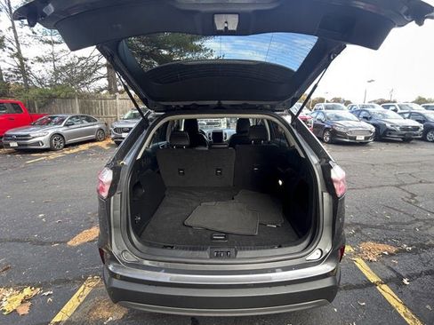 Used 2023 Ford Edge SEL image 7