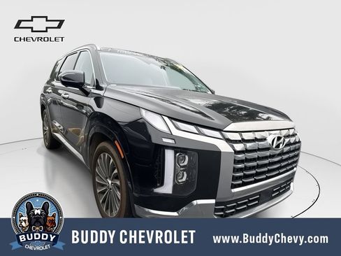 Used 2024 Hyundai Palisade Calligraphy FWD image 1