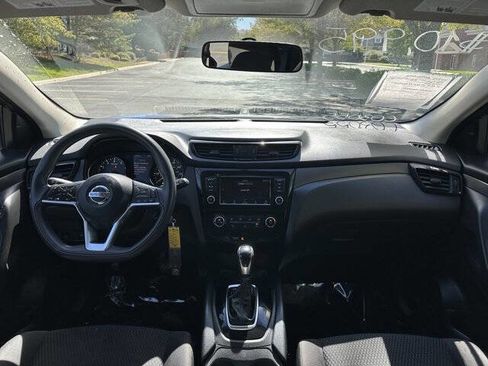 Used 2019 Nissan Rogue Sport S w/ Appearance Package image 18