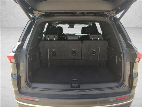 Used 2025 Buick Enclave Preferred FWD image 6