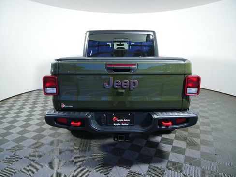 Used 2023 Jeep Gladiator Rubicon w/ Cold Weather Group AWD/4WD image 6