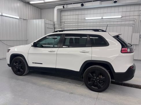Used 2021 Jeep Cherokee Latitude Plus FWD image 7