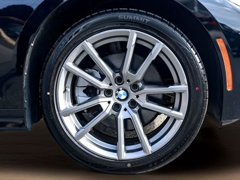 Used 2022 BMW 330i xDrive Sedan w/ Driving Assistance Package AWD/4WD image 32
