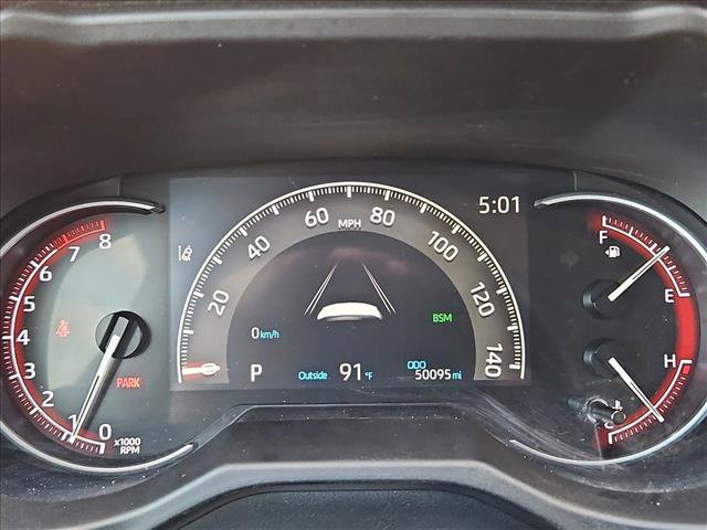 Used 2025 Toyota RAV4 XLE FWD image 11