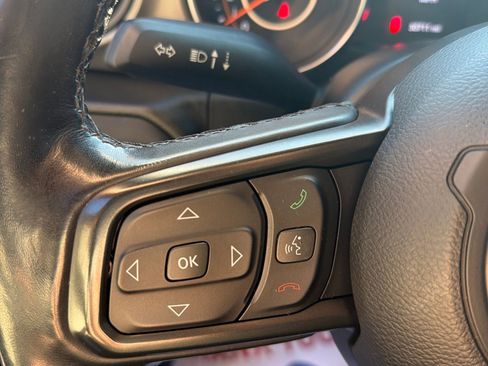 Used 2022 Jeep Wrangler Unlimited Sport image 12