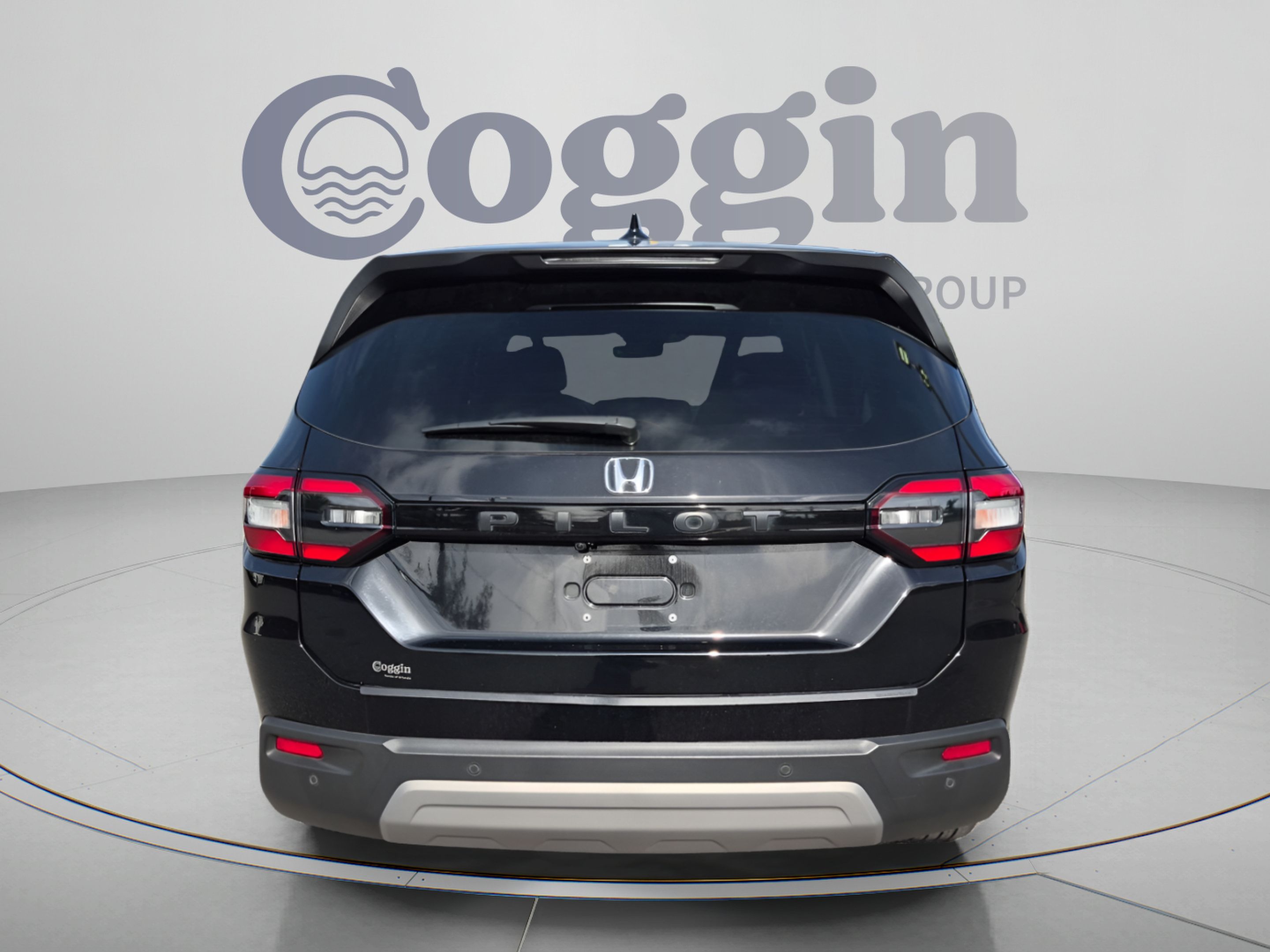 Used 2025 Honda Pilot EX-L image 5