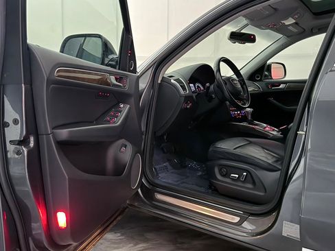 Used 2016 Audi Q5 2.0T Premium Plus w/ Technology Package image 16