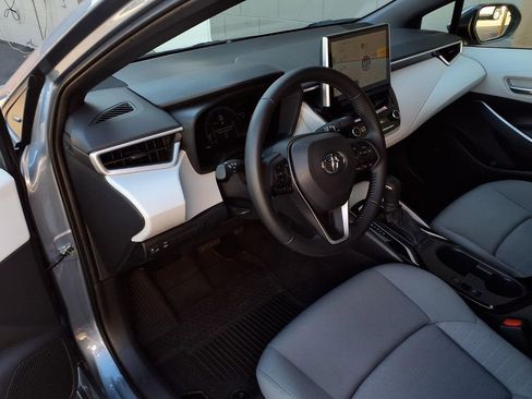 Certified 2025 Toyota Corolla SE w/ SE Premium Package image 15