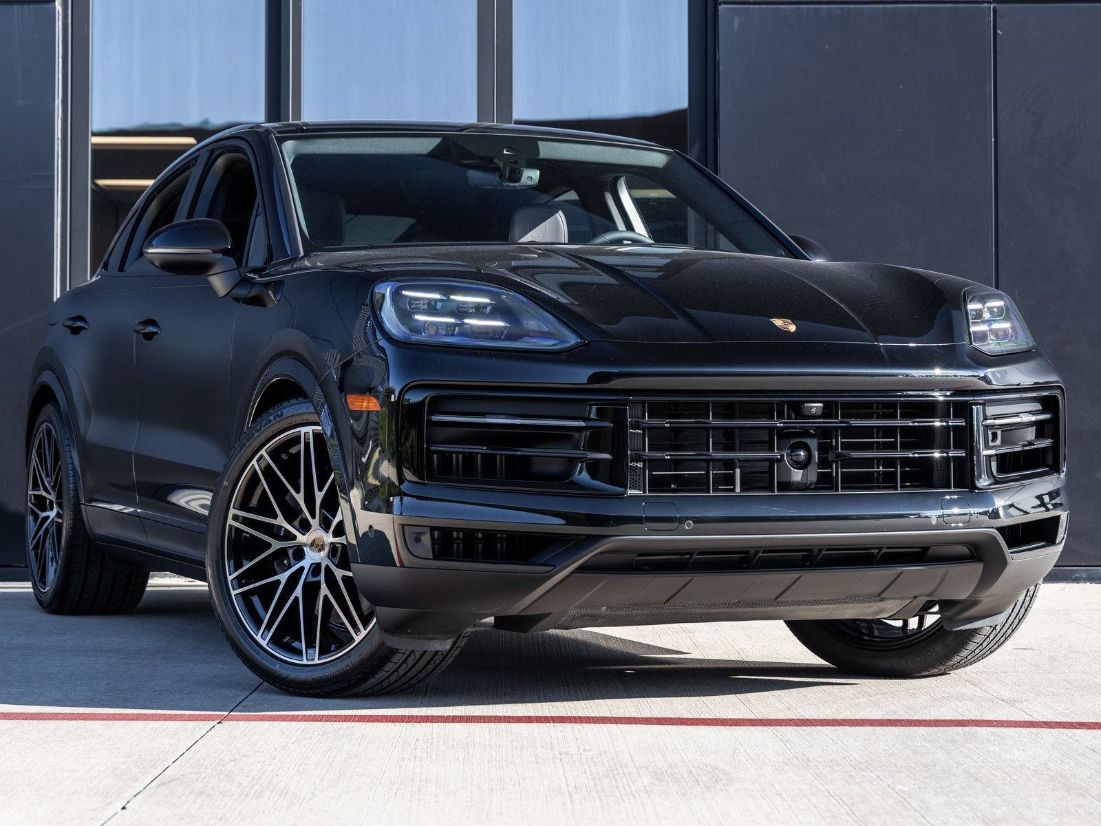 Certified 2026 Porsche Cayenne Coupe AWD/4WD image 6