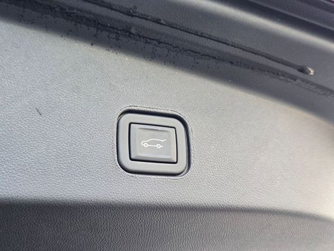 Certified 2025 Cadillac Lyriq Luxury w/ LPO, Floor Liner Package image 31