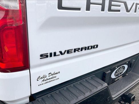 Used 2024 Chevrolet Silverado 1500 ZR2 w/ Technology Package AWD/4WD image 31