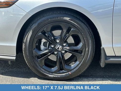 Certified 2025 Honda Accord SE image 28