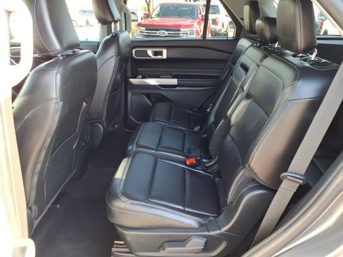 Certified 2023 Ford Explorer XLT w/ Equipment Group 202A RWD image 14