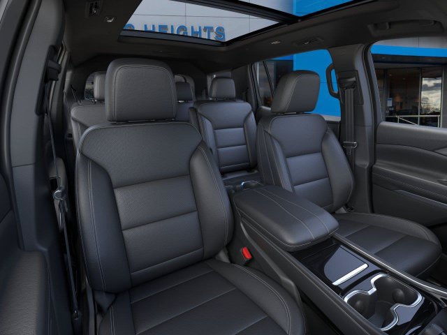 New 2027 Chevrolet Traverse LT w/ Midnight/Sport Edition AWD/4WD image 16