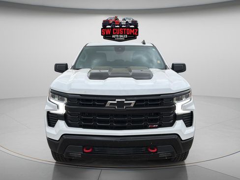 Used 2023 Chevrolet Silverado 1500 LT Trail Boss w/ Protection Package AWD/4WD image 2