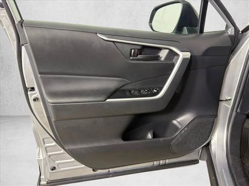 Used 2024 Toyota RAV4 LE FWD image 10